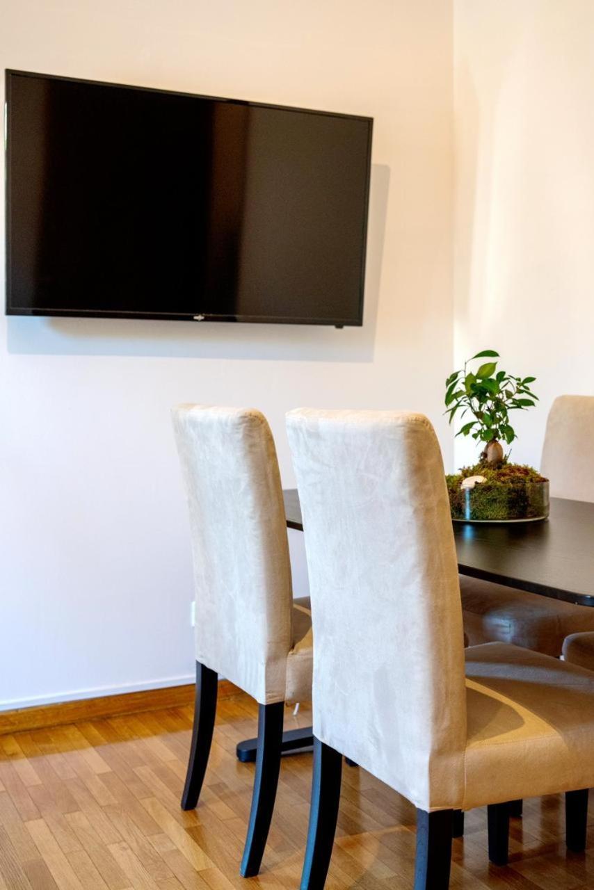 Luxury Apartment In Kolonaki Athens - Sleeps 4 Exterior foto